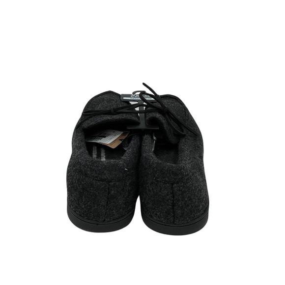**CLEARANCE** DLUXE by DEARFOAMS - Men’s Slippers. - Picture 7 of 9